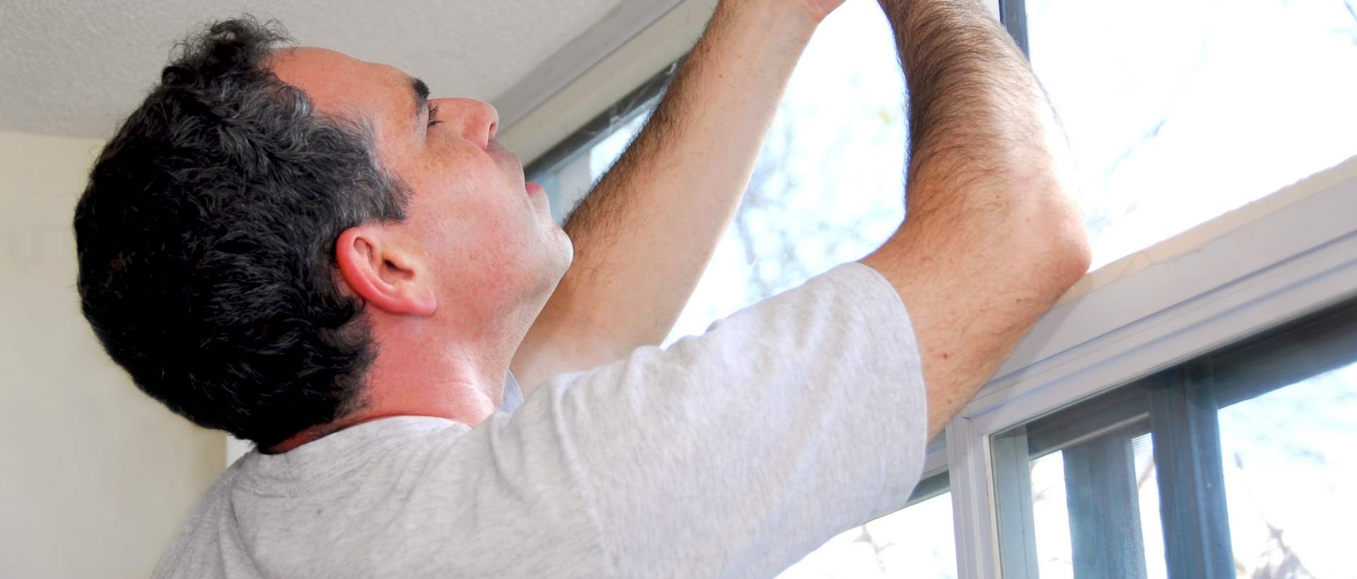 curtain fitters EN7