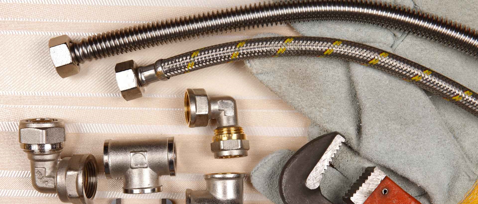 Emergency plumbers EN7